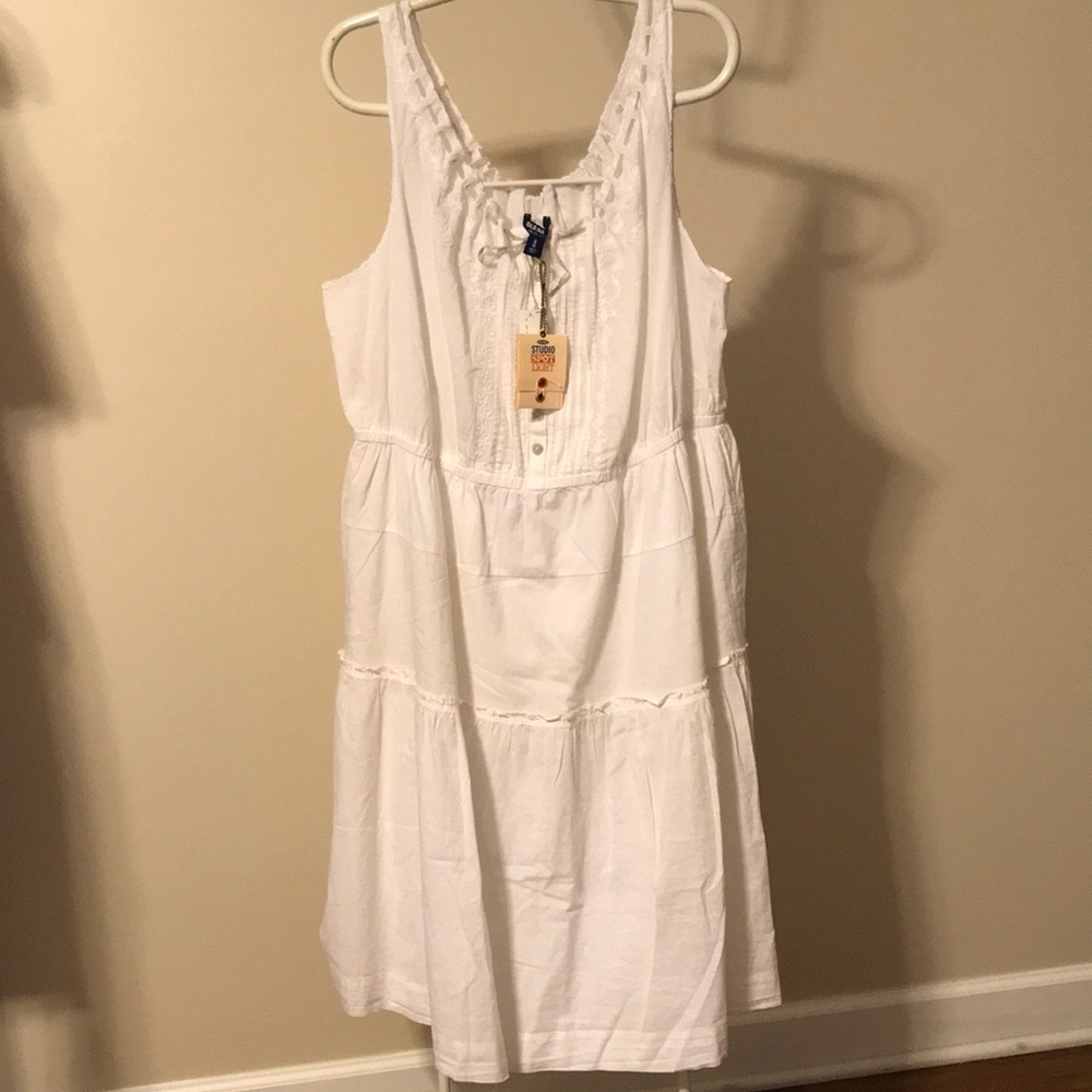Old Navy white cotton dress